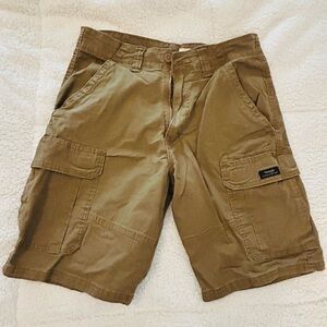 Wrangler Men's Relaxed Fit Brown Cargo Shorts
